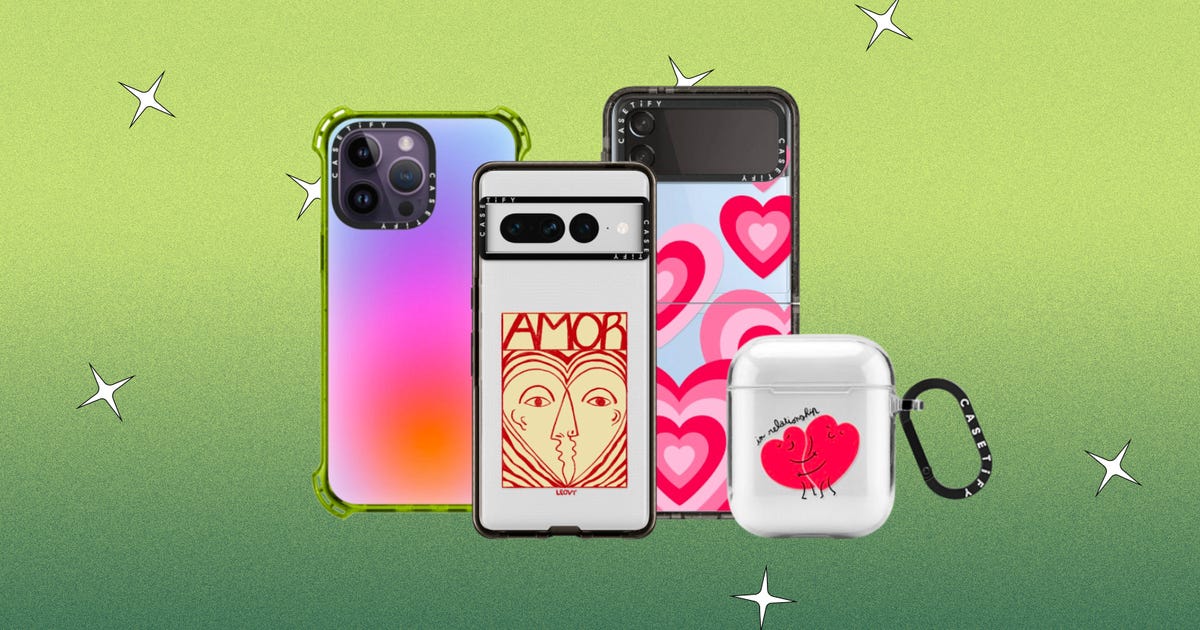 Get a Phone Case for You and Your Partner This Valentine's Day and Save 25% at Casetify
You can also save on accessories for laptops, AirPods, Apple Watch and more.