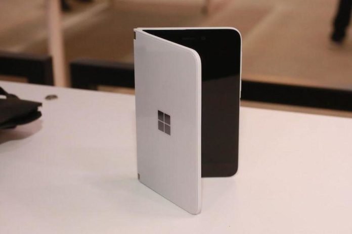 Microsoft Surface Duo hits FCC, May launch earlier than expected