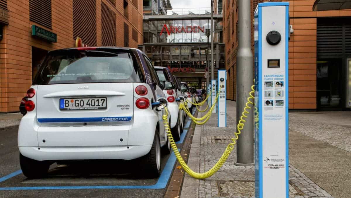 EU Won’t Let Selling Fuel Vehicles Starting 2035