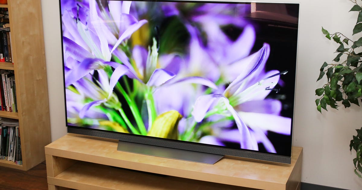 9 TV Settings to Change for a Better Picture Adjusting your TV's picture mode, brightness and color settings can make it look better than its out-of-the-box settings do. We'll explain.