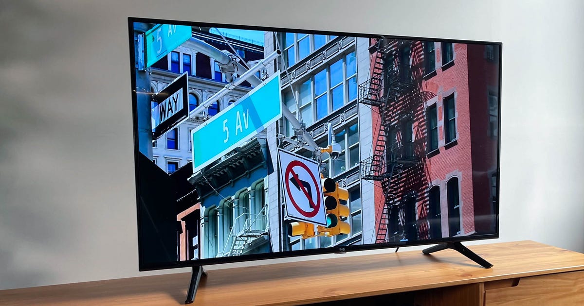 Best Budget TV for 2022: Vizio, TCL Roku TV, Amazon Fire TV and More Just because they're cheap, doesn't mean they're bad. Here are the entry-level TVs that are worth your money.