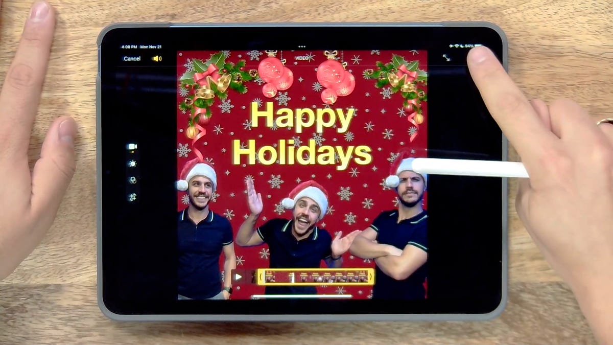 How to Create Holiday Greeting Cards Using Keynote You can use Keynote to build animated greeting card GIFs for the holidays.