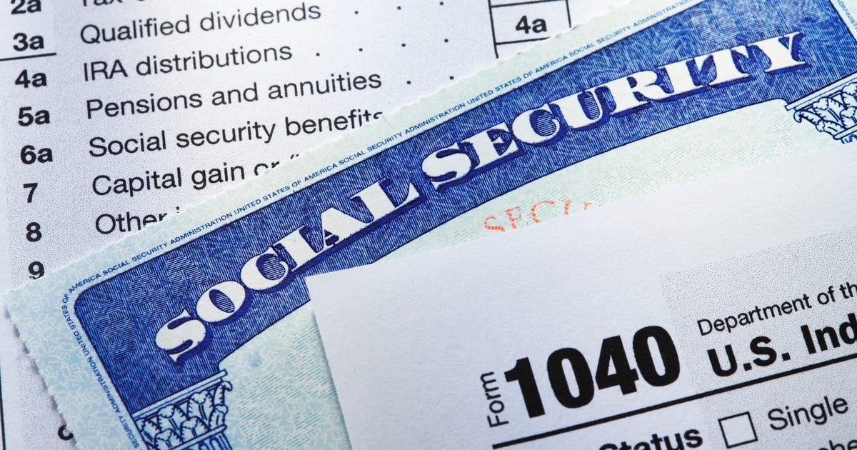 Should Social Security Recipients File Income Taxes? Even if it isn't required, some Social Security recipients may want to file a tax return to receive a refund.
